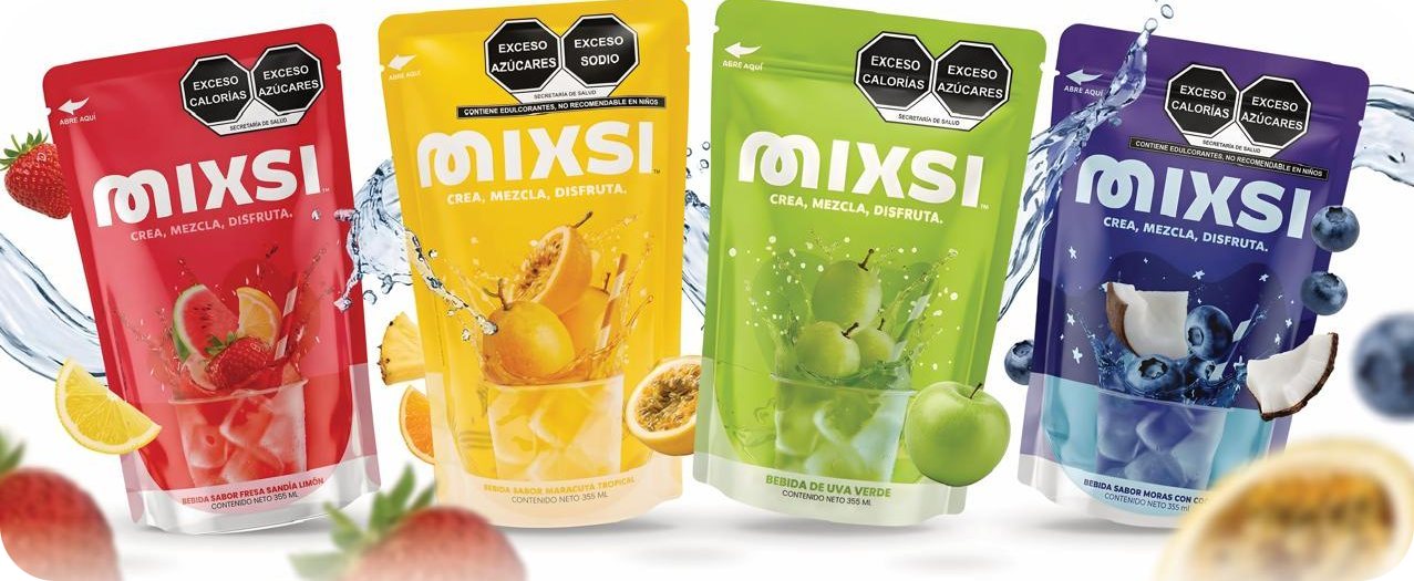 Los cuatro sabores de Mixsi en pouch: Fresa Sandía Limón, Maracuyá Tropical, Uva Verde y Moras con Coco